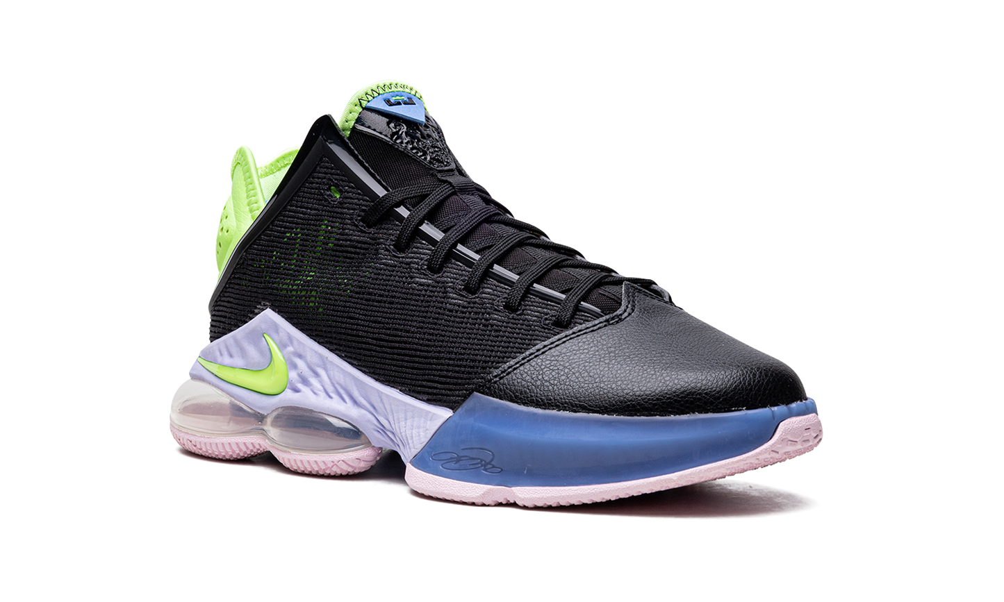 LeBron 19 Low "Black / Ghost Green"