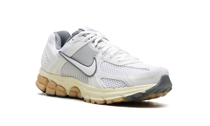 Zoom Vomero 5 WMNS "Summit White Pure Platinum"