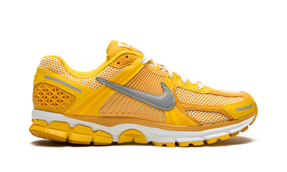 Zoom Vomero 5 "Varsity Maize"